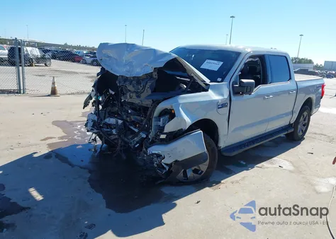 2024 Ford F-150 Lightning Flash из США, поврежденный, VIN 1FT6W3L79RWG07253